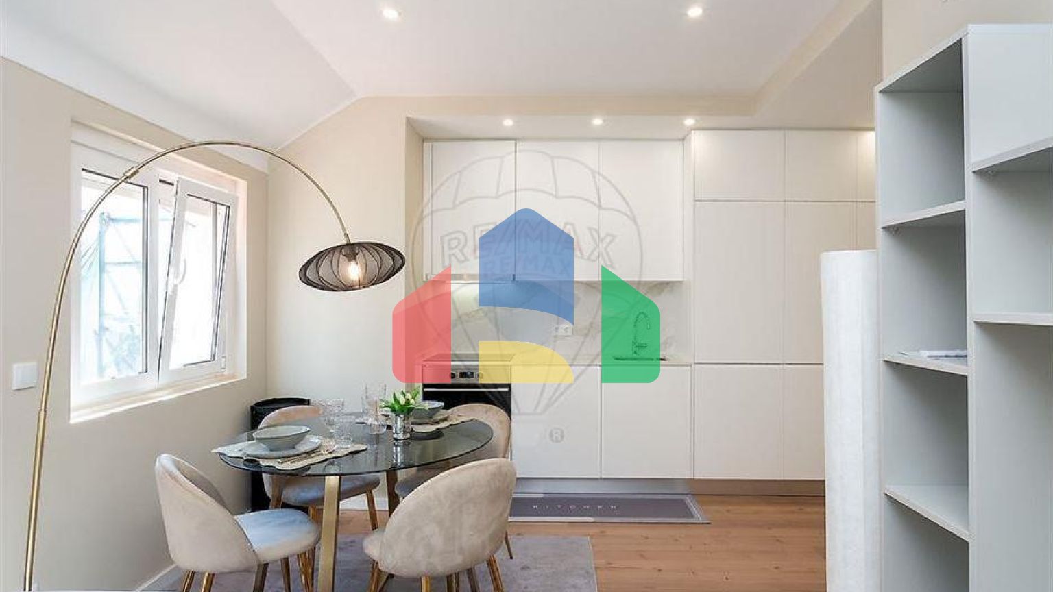 Residential - Condo/Apartment - T1 - Avenidas Novas, Lisbon - PT