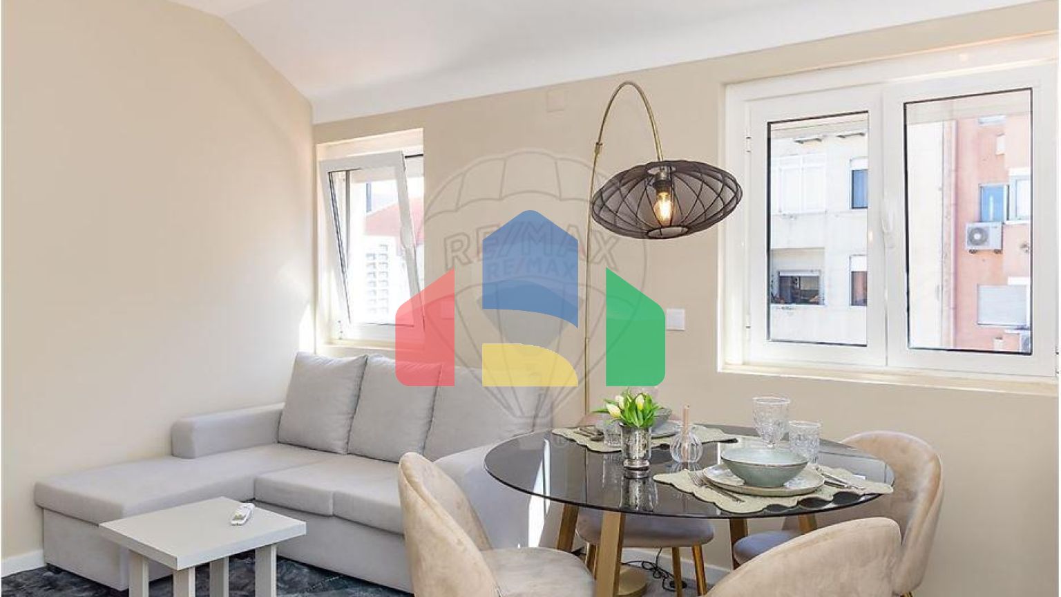 Residential - Condo/Apartment - T1 - Avenidas Novas, Lisbon - PT