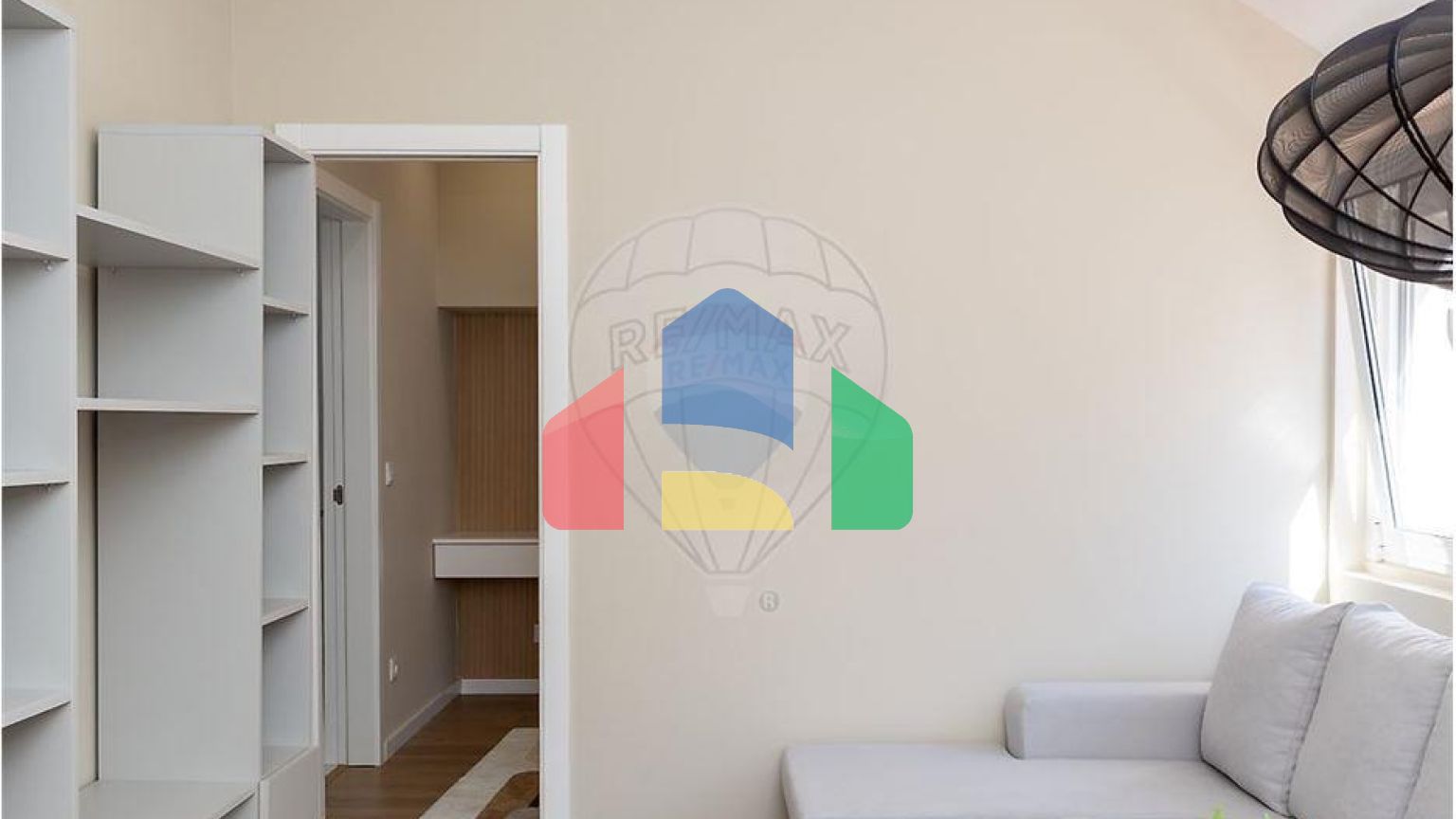 Residential - Condo/Apartment - T1 - Avenidas Novas, Lisbon - PT