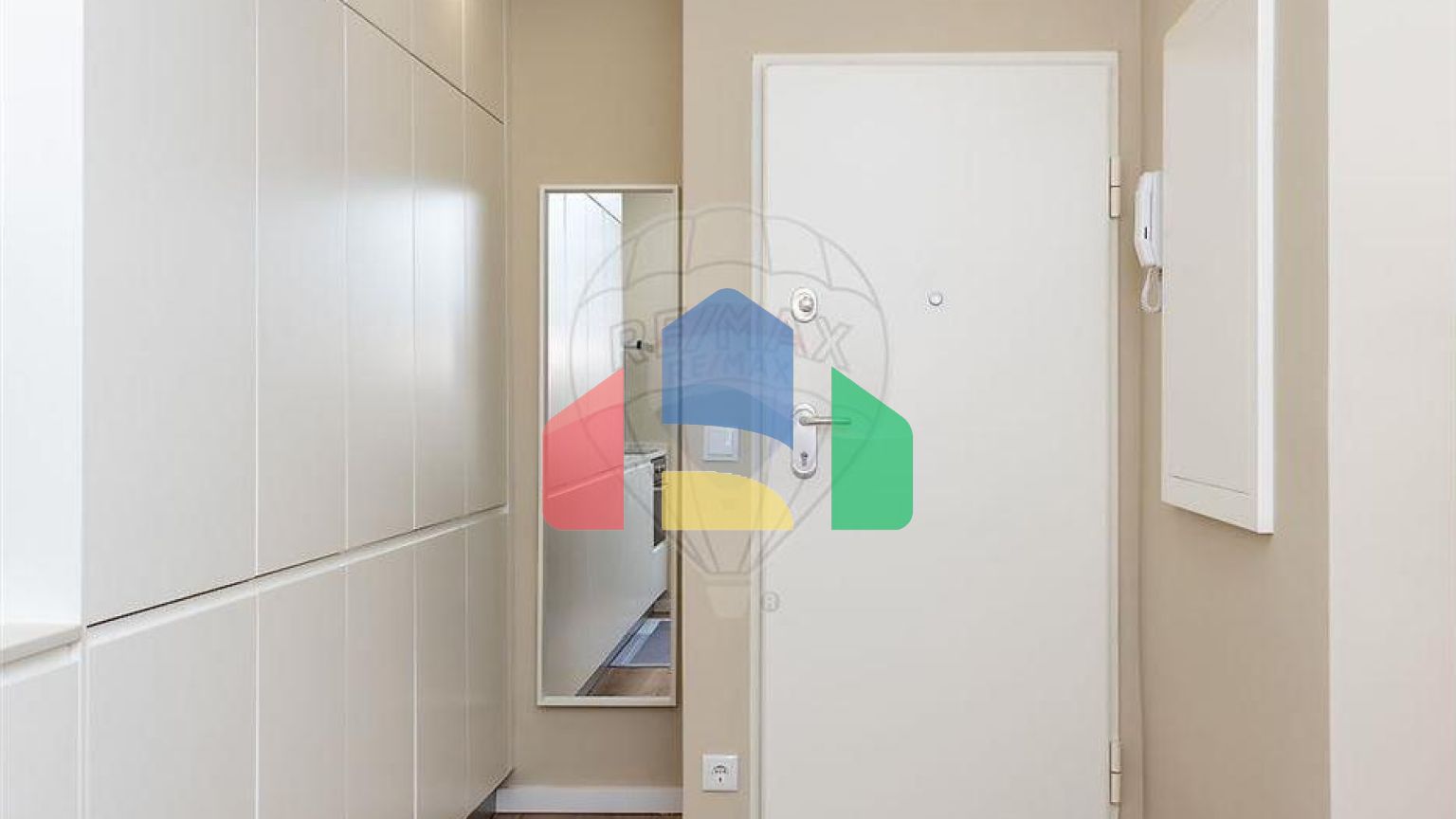 Residential - Condo/Apartment - T1 - Avenidas Novas, Lisbon - PT