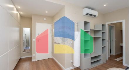 Residential - Condo/Apartment - T1 - Avenidas Novas, Lisbon - PT