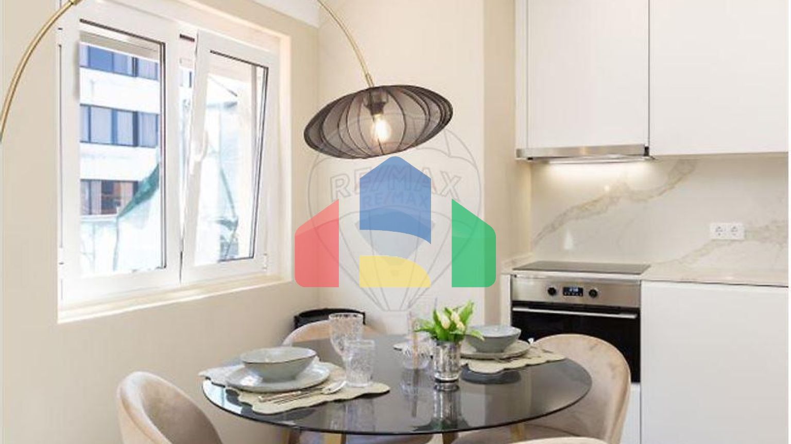 Residential - Condo/Apartment - T1 - Avenidas Novas, Lisbon - PT