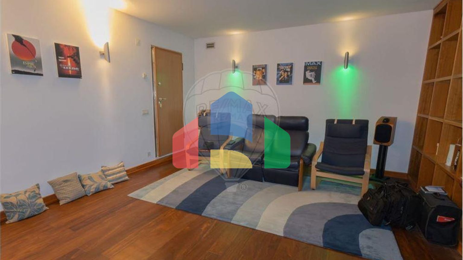 Residential - Single Family Home - T5 - Sao Pedro de Tomar, Tomar - PT