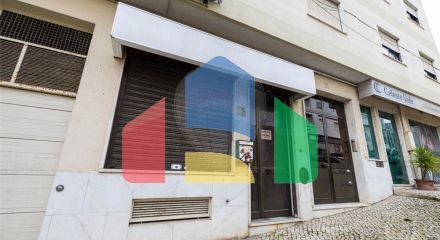 Commercial - Commercial/Retail - Encosta do Sol, Amadora - PT Commercial - Commercial/Retail - Encosta do Sol, Amadora - PT