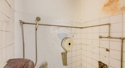 Commercial - Commercial/Retail - Estrela, Lisbon - PT