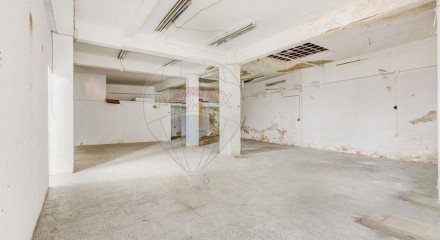 Commercial - Commercial/Retail - Estrela, Lisbon - PT