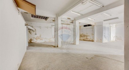Commercial - Commercial/Retail - Estrela, Lisbon - PT