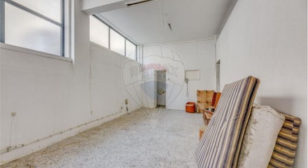 Commercial - Commercial/Retail - Estrela, Lisbon - PT