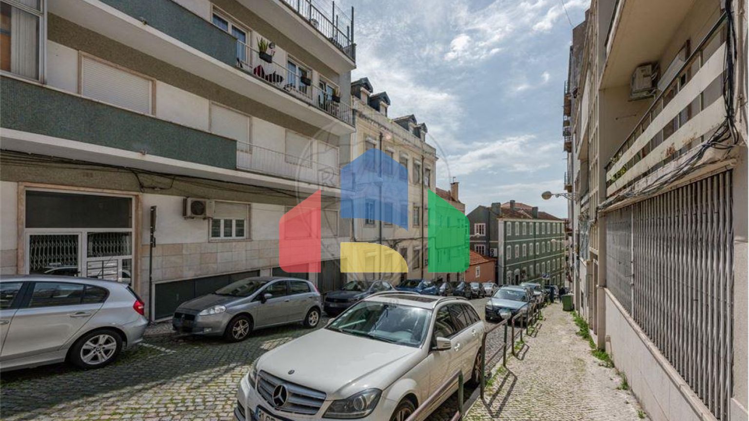 Commercial - Commercial/Retail - Estrela, Lisbon - PT