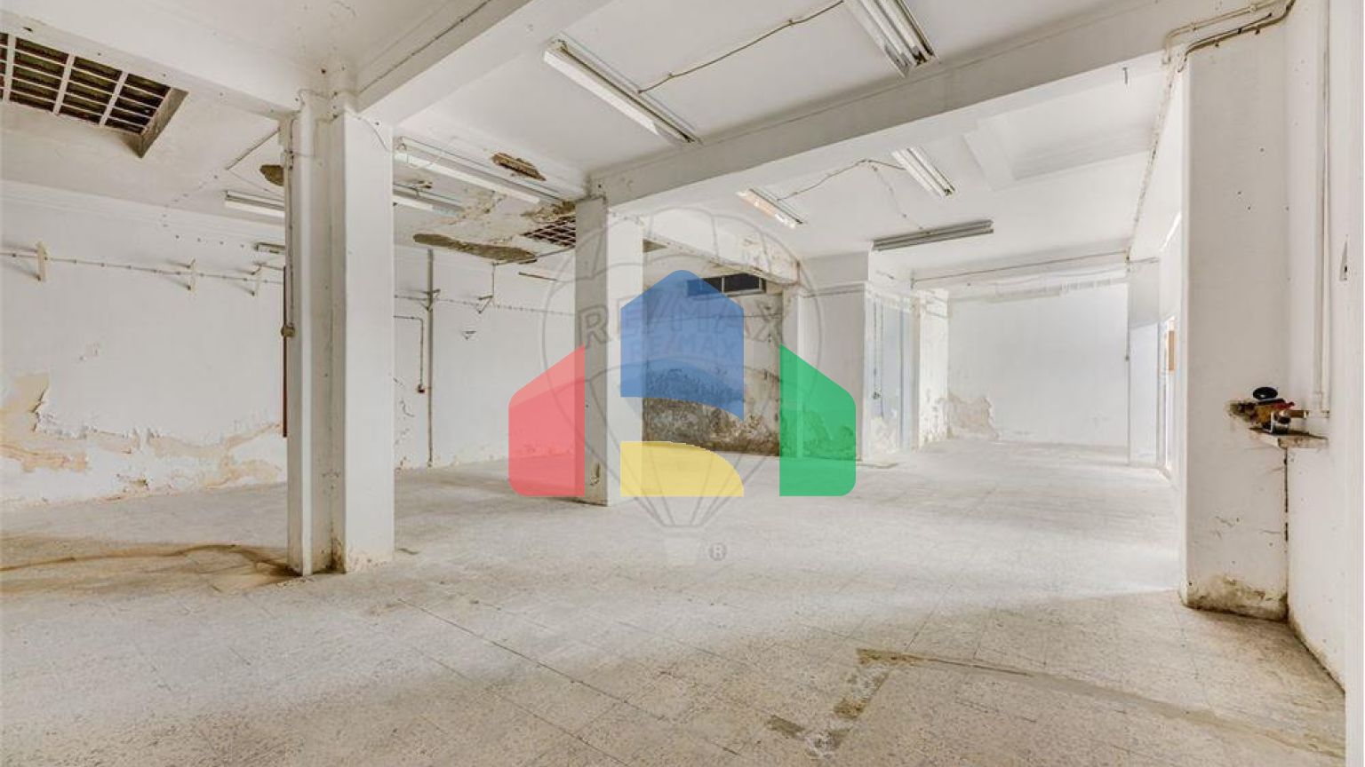 Commercial - Commercial/Retail - Estrela, Lisbon - PT