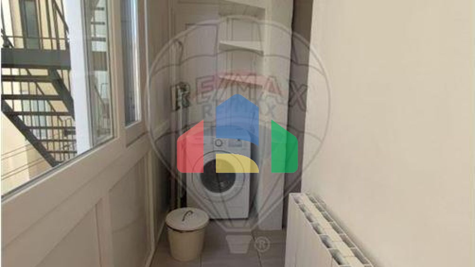 Residential - Condo/Apartment - T2 - Estrela, Lisbon - PT