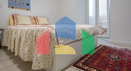 Residential - Condo/Apartment - T2 - Estrela, Lisbon - PT