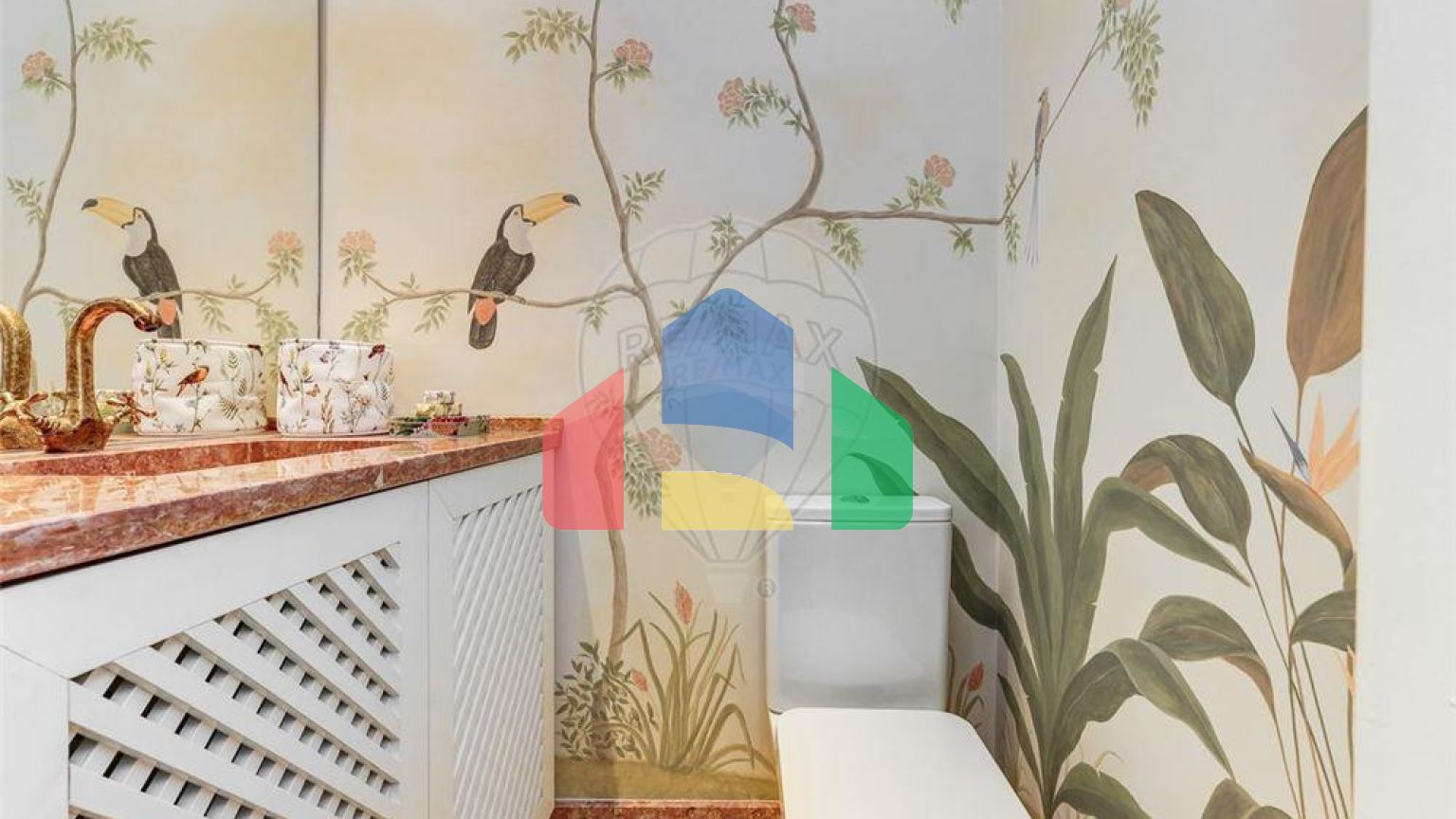 Residential - Condo/Apartment - T2 - Estrela, Lisbon - PT