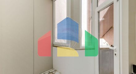 Residential - Condo/Apartment - T2 - Estrela, Lisbon - PT