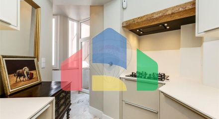 Residential - Condo/Apartment - T2 - Estrela, Lisbon - PT