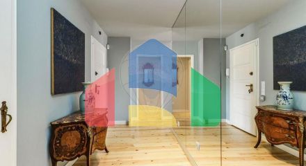 Residential - Condo/Apartment - T2 - Estrela, Lisbon - PT