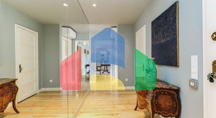 Residential - Condo/Apartment - T2 - Estrela, Lisbon - PT