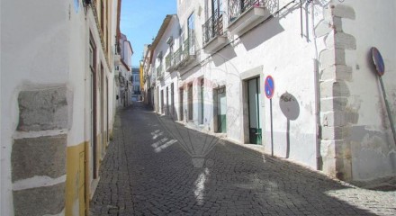 Commercial - Commercial/Retail - Beja (Salvador e Santa Maria da Feira), Beja - PT