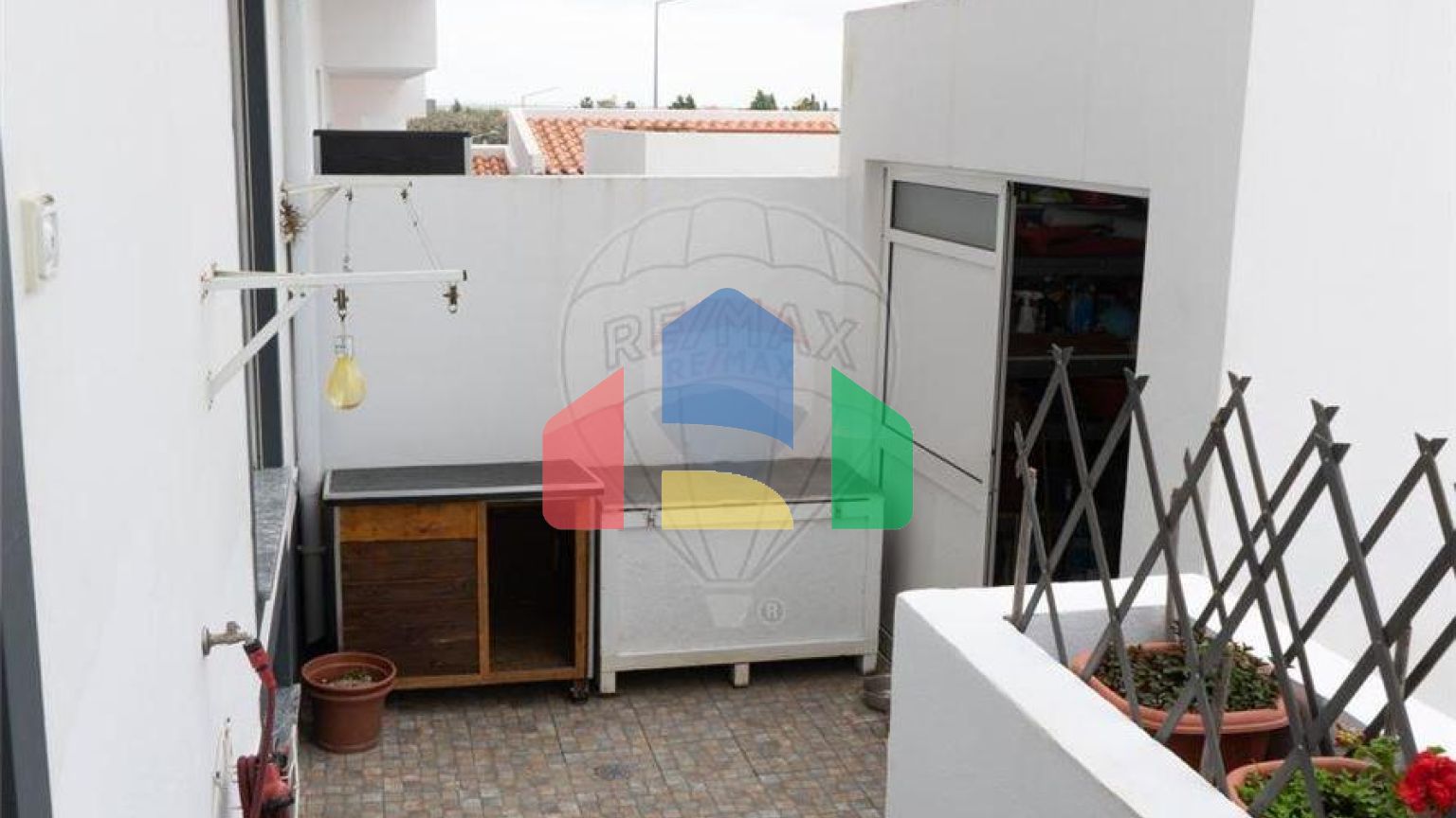 Residential - Single Family Home - T3 - Beja (Salvador e Santa Maria da Feira), Beja - PT