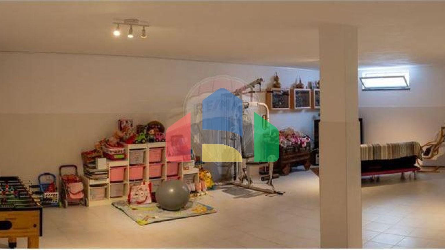 Residential - Single Family Home - T3 - Beja (Salvador e Santa Maria da Feira), Beja - PT