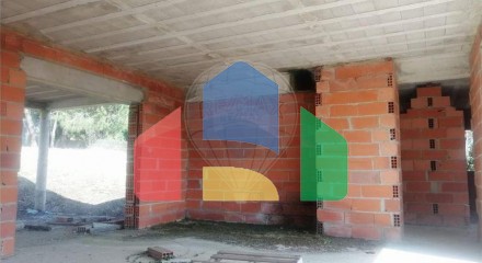 Residential - Single Family Home - T3 - Santa Eufémia e Boa Vista, Leiria - PT