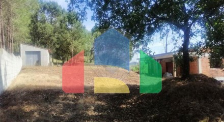 Residential - Single Family Home - T3 - Santa Eufémia e Boa Vista, Leiria - PT