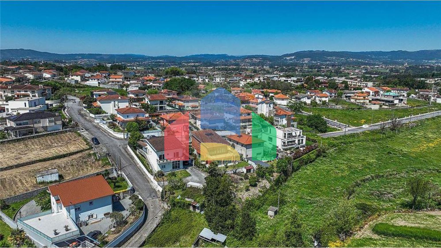 Residential - Single Family Home - T4 - Palmeira, Braga - PT