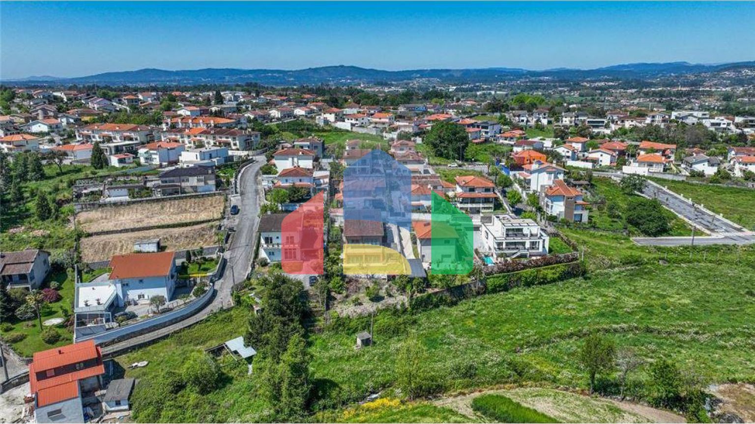 Residential - Single Family Home - T4 - Palmeira, Braga - PT