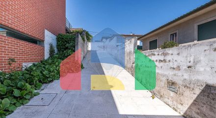 Residential - Single Family Home - T4 - Palmeira, Braga - PT