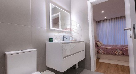 Residential - Single Family Home - T4 - Palmeira, Braga - PT