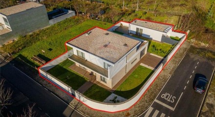 Residential - Single Family Home - T4 - Palmeira, Braga - PT
