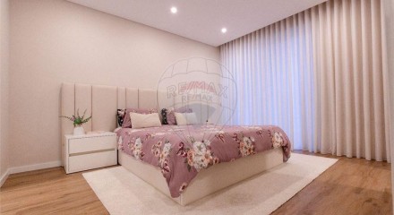 Residential - Single Family Home - T4 - Palmeira, Braga - PT