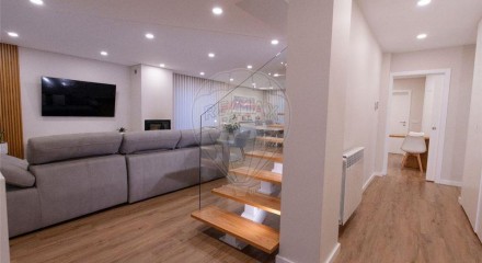 Residential - Single Family Home - T4 - Palmeira, Braga - PT