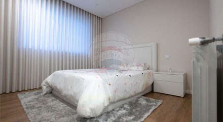Residential - Single Family Home - T4 - Palmeira, Braga - PT