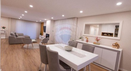 Residential - Single Family Home - T4 - Palmeira, Braga - PT