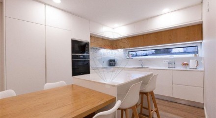 Residential - Single Family Home - T4 - Palmeira, Braga - PT