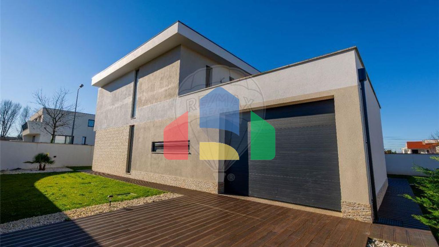 Residential - Single Family Home - T4 - Palmeira, Braga - PT