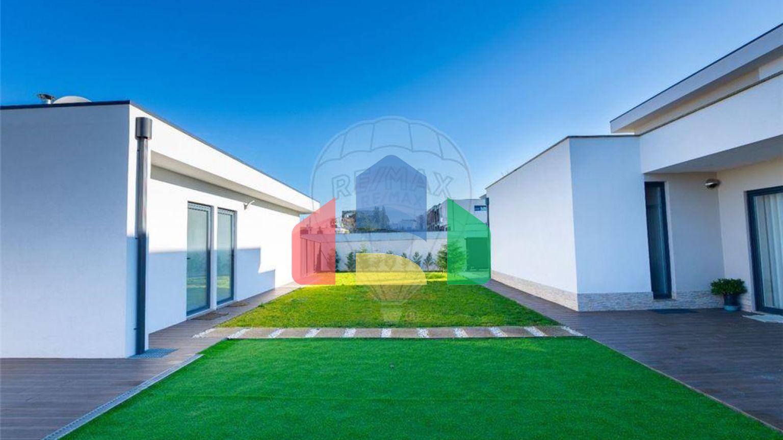 Residential - Single Family Home - T4 - Palmeira, Braga - PT