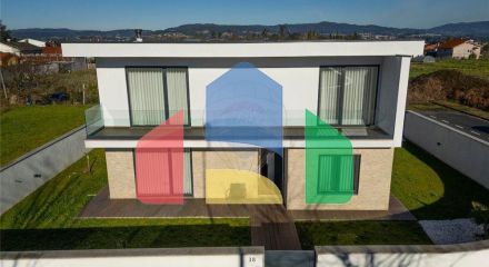 Residential - Single Family Home - T4 - Palmeira, Braga - PT