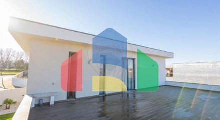 Residential - Single Family Home - T4 - Palmeira, Braga - PT