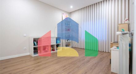 Residential - Single Family Home - T4 - Palmeira, Braga - PT