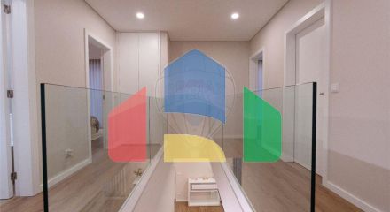 Residential - Single Family Home - T4 - Palmeira, Braga - PT