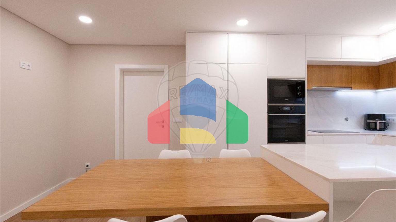 Residential - Single Family Home - T4 - Palmeira, Braga - PT