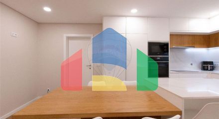 Residential - Single Family Home - T4 - Palmeira, Braga - PT