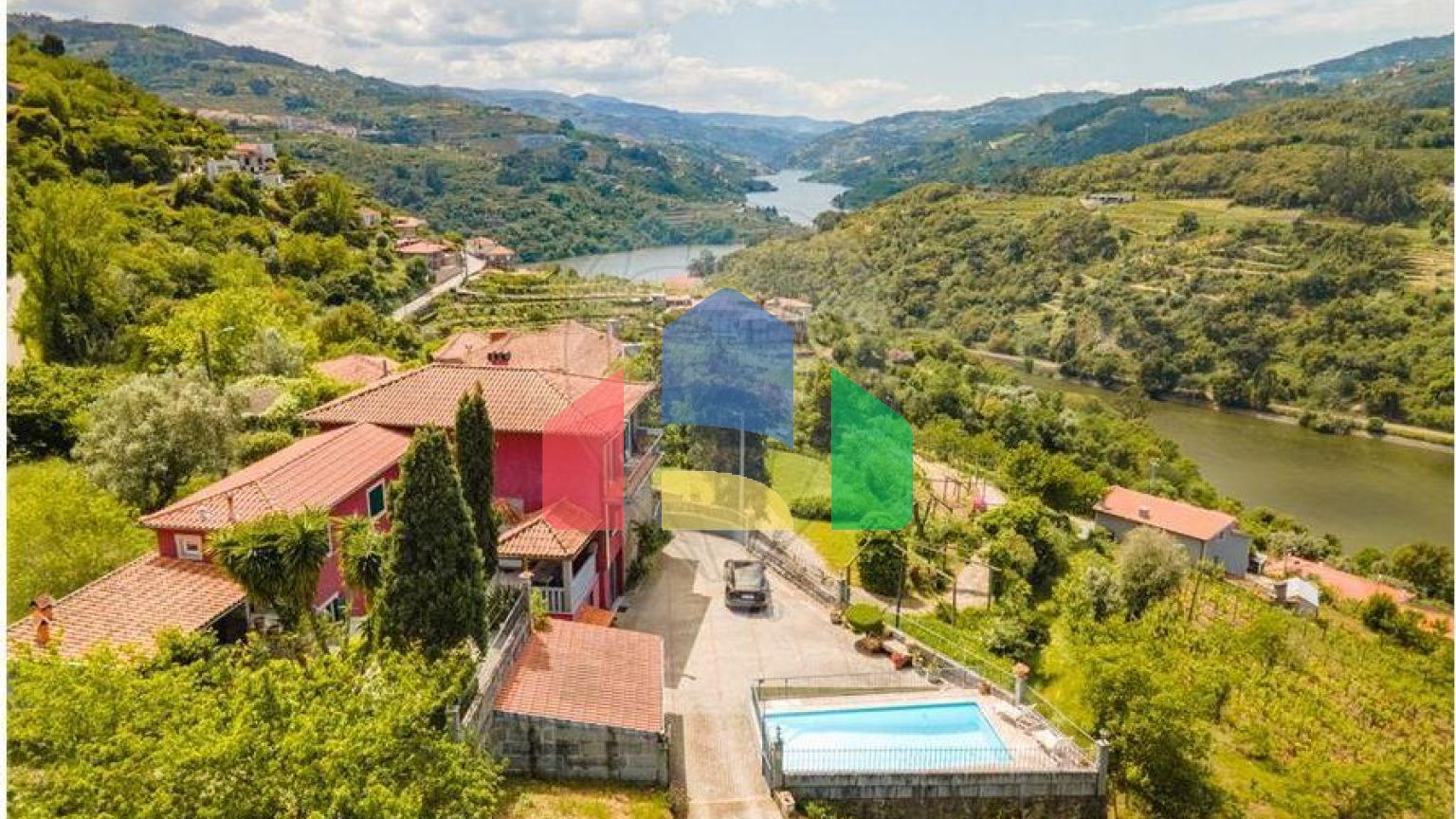 Residential - Single Family Home - T6 - Resende, Resende - PT