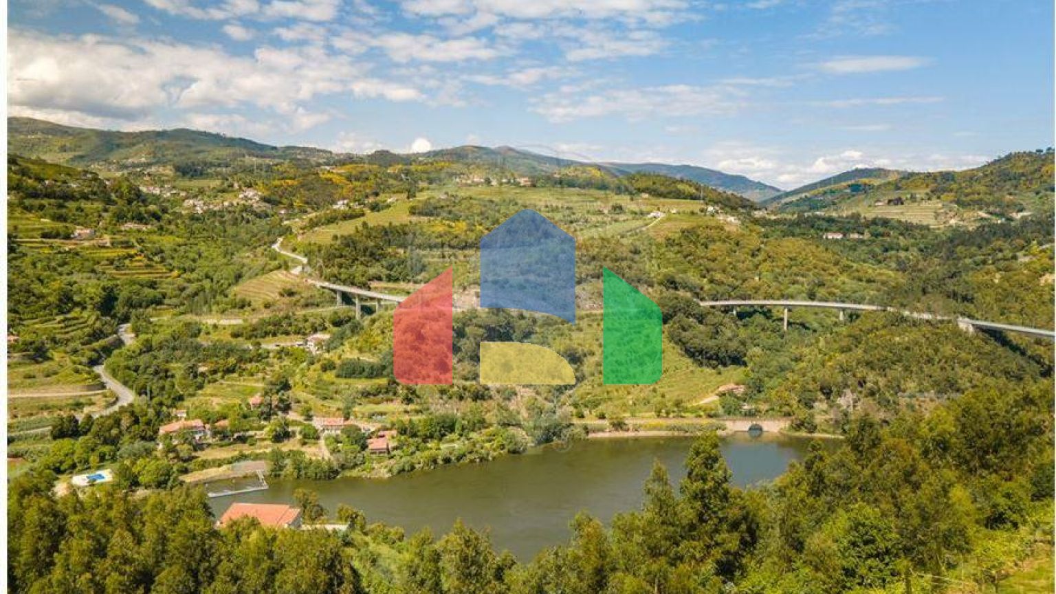 Residential - Single Family Home - T6 - Resende, Resende - PT