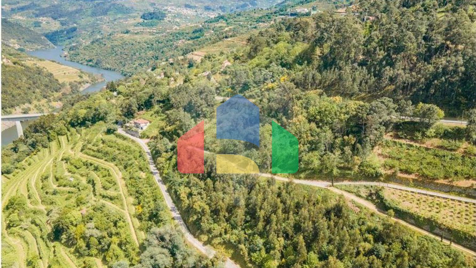 Residential - Single Family Home - T6 - Resende, Resende - PT