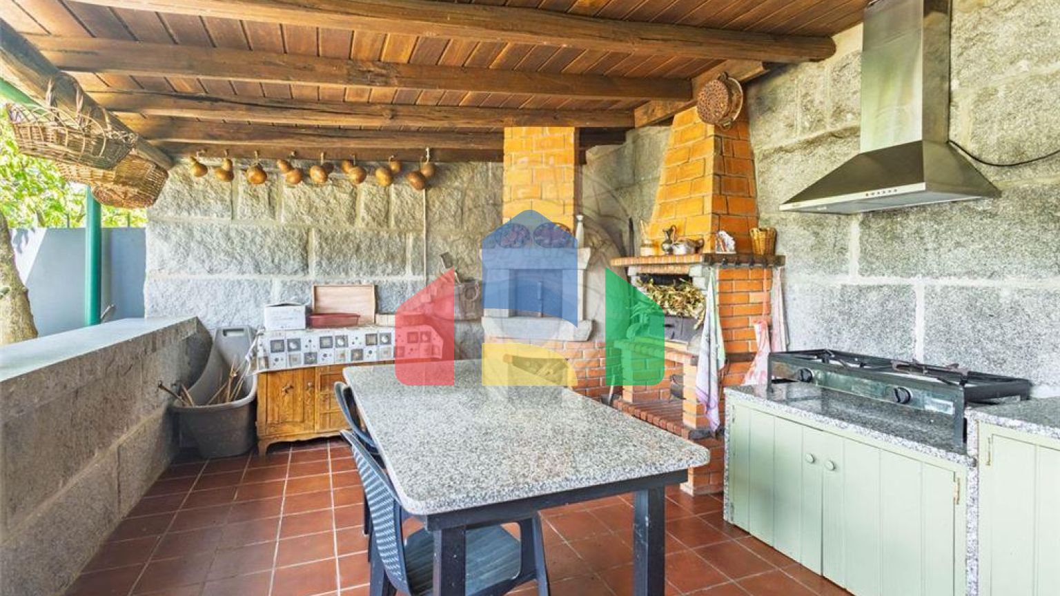 Residential - Single Family Home - T6 - Resende, Resende - PT