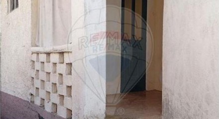 Residential - Single Family Home - T3 - São Miguel do Outeiro e Sabugosa, Tondela - PT