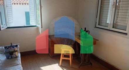 Residential - Single Family Home - T3 - São Miguel do Outeiro e Sabugosa, Tondela - PT